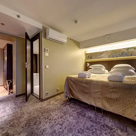Palace Tallinn, A Member Of Radisson Individuals 호텔 4*